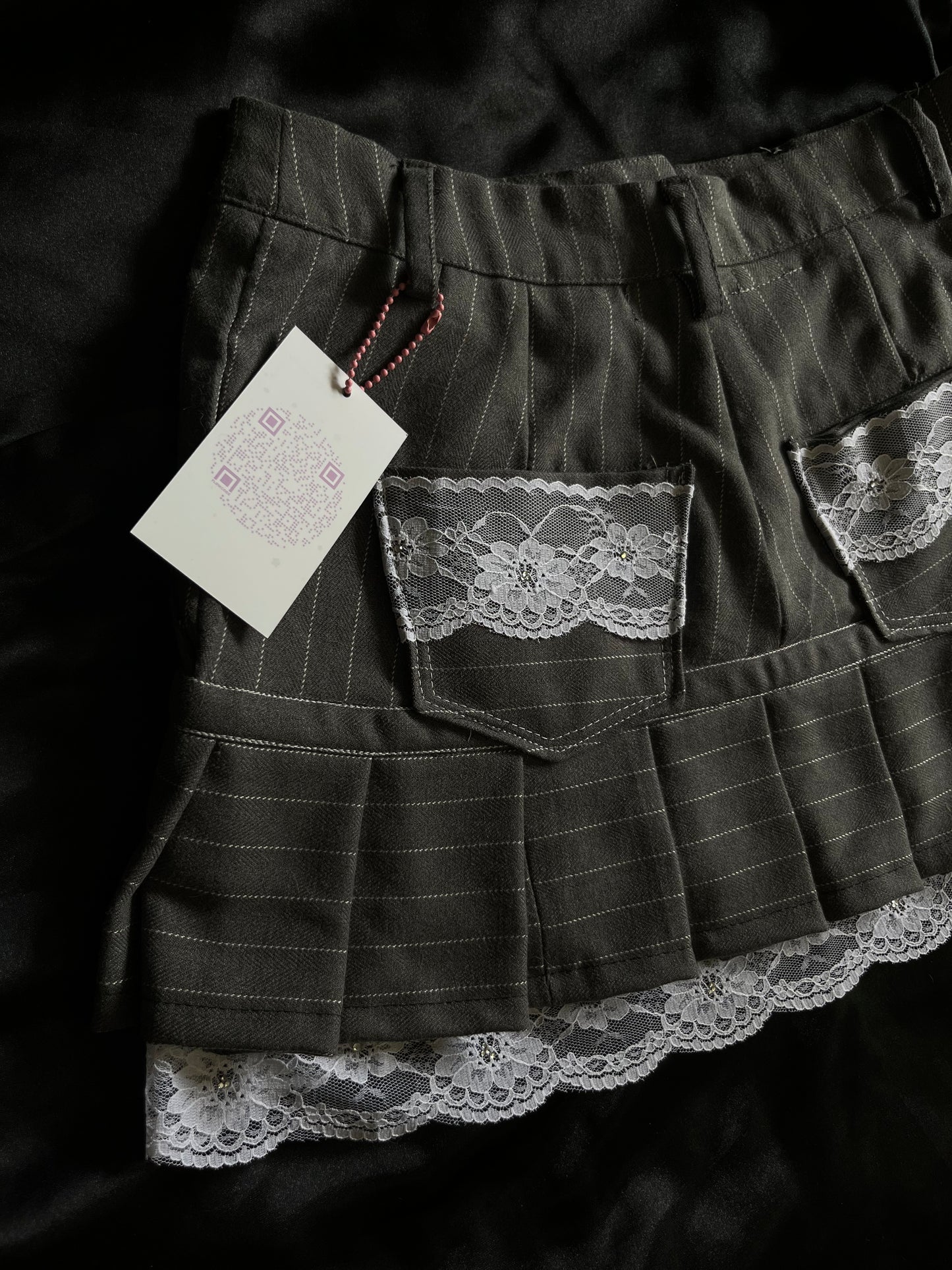 1 of 1 ‘HEATHER’ mini skirt