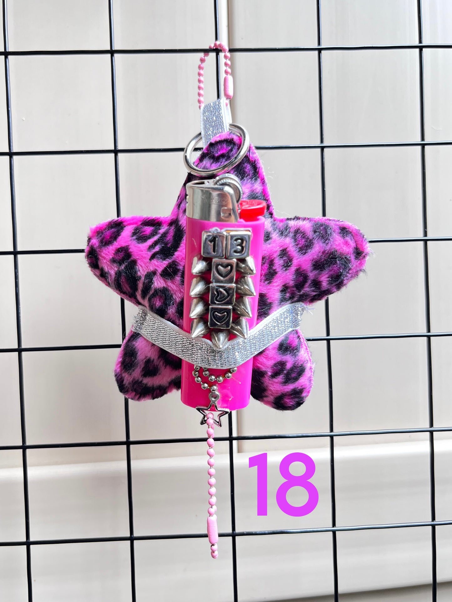 STAR KEYCHAINS (2)