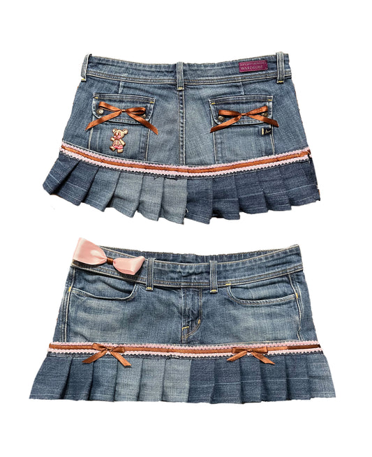 PLEATED DENIM SKIRT